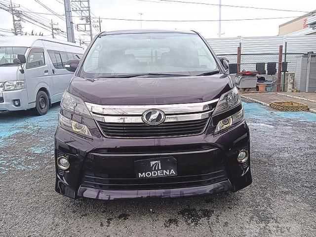 2013 Toyota Vellfire