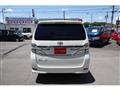 2012 Toyota Vellfire