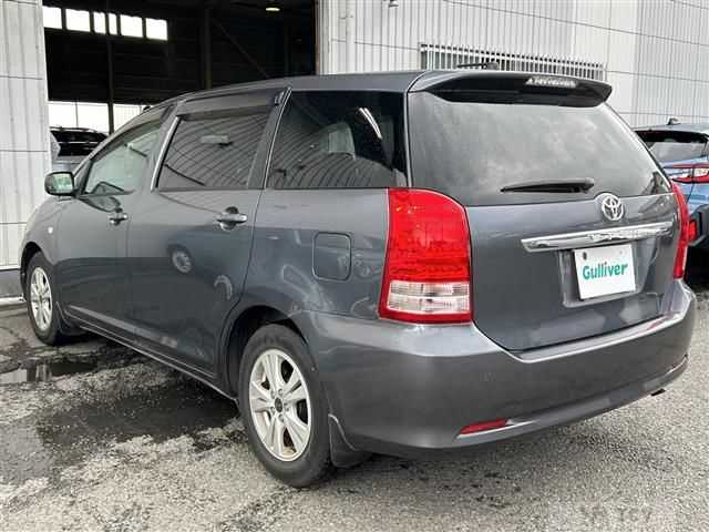 2005 Toyota Wish