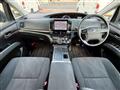 2014 Toyota Estima Hybrid
