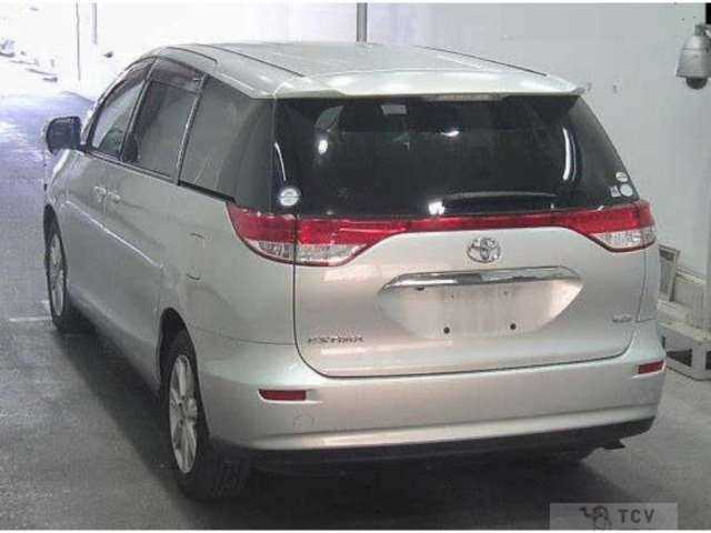 2009 Toyota Estima