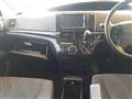 2013 Toyota Estima