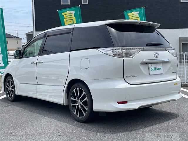 2013 Toyota Estima