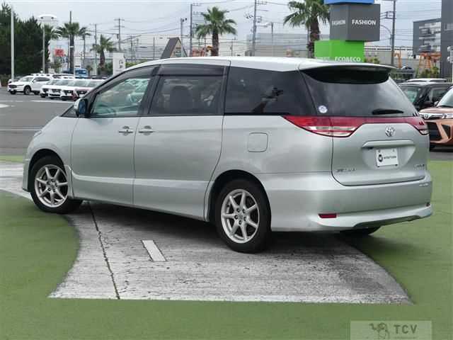 2007 Toyota Estima