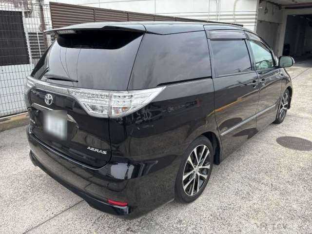 2016 Toyota Estima