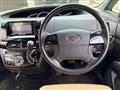 2016 Toyota Estima