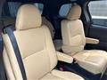 2016 Toyota Estima