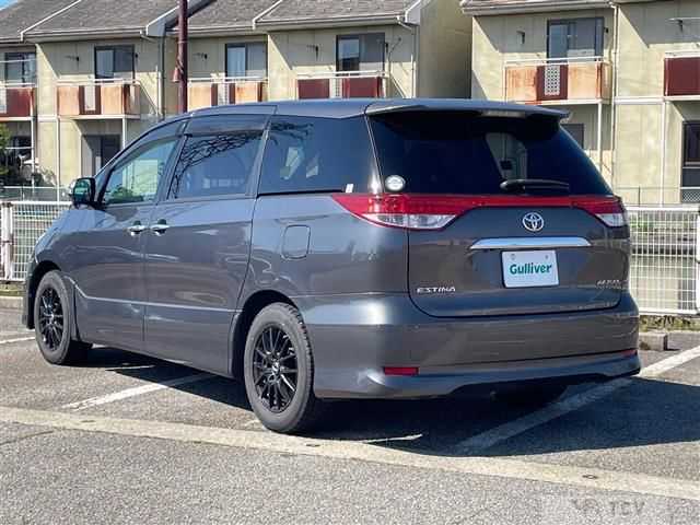 2010 Toyota Estima