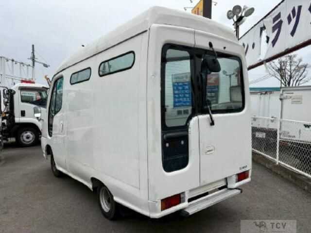 1993 Nissan Atlas