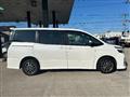 2014 Toyota Voxy