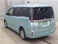 2017 Toyota Voxy