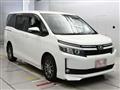 2014 Toyota Voxy