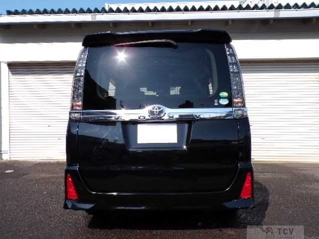 2014 Toyota Voxy