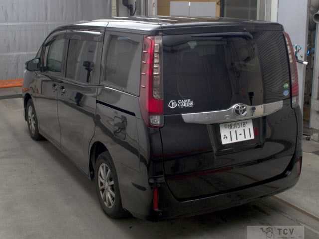 2017 Toyota Noah