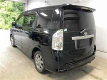 2009 Toyota Voxy