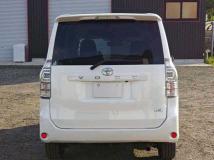 2010 Toyota Voxy