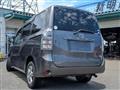 2012 Toyota Voxy
