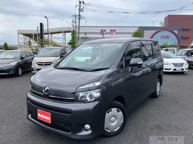 2011 Toyota Voxy