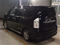 2013 Toyota Voxy