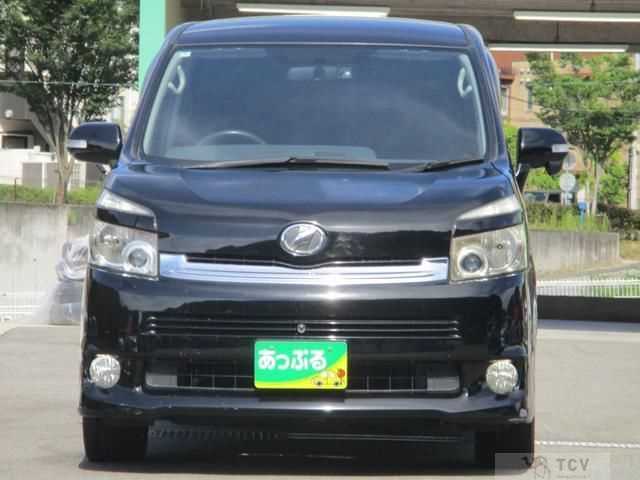 2007 Toyota Voxy