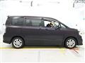 2011 Toyota Voxy