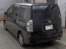 2011 Toyota Voxy