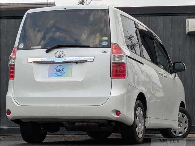 2008 Toyota Noah