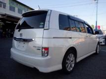 2012 Toyota Isis