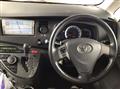 2010 Toyota Isis