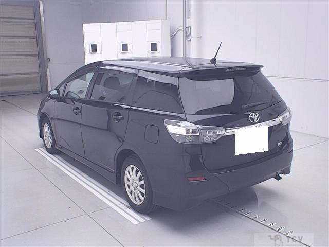 2013 Toyota Wish
