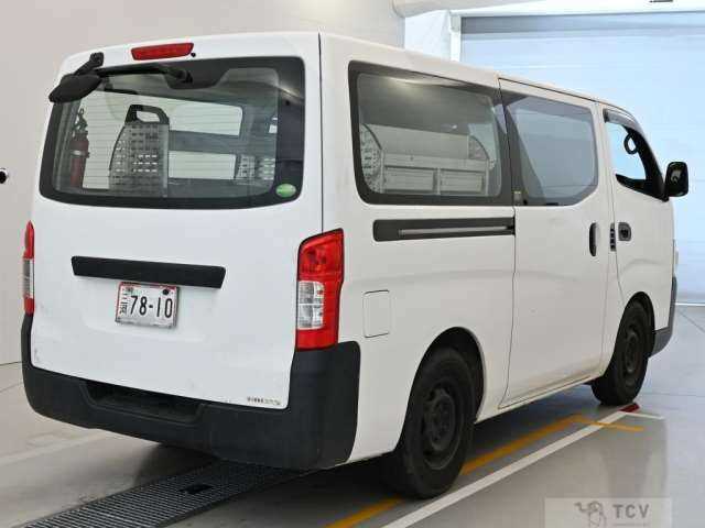2014 Nissan NV350 Caravan