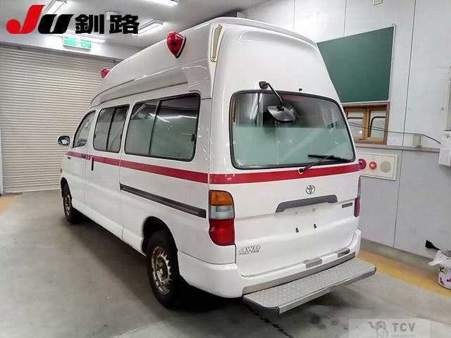 2002 Toyota Hiace