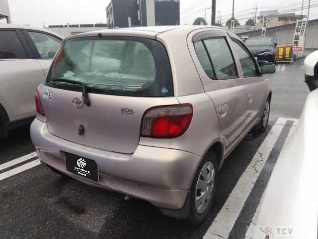 2001 Toyota Vitz