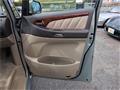 2004 Toyota Alphard