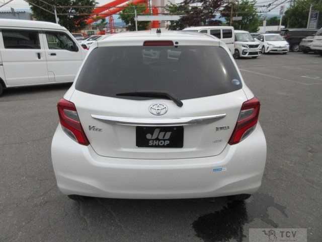 2015 Toyota Vitz