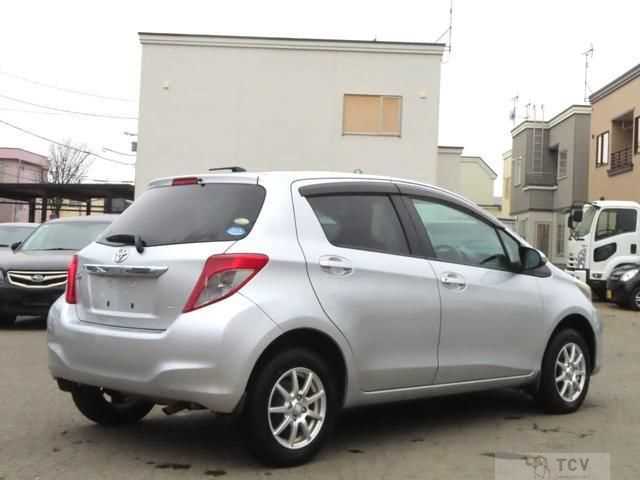 2011 Toyota Vitz