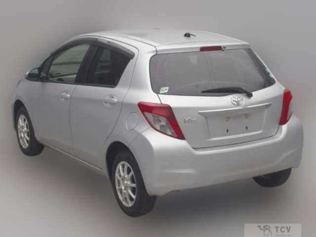 2013 Toyota Vitz