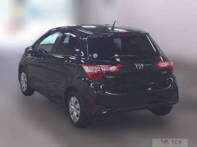 2017 Toyota Vitz
