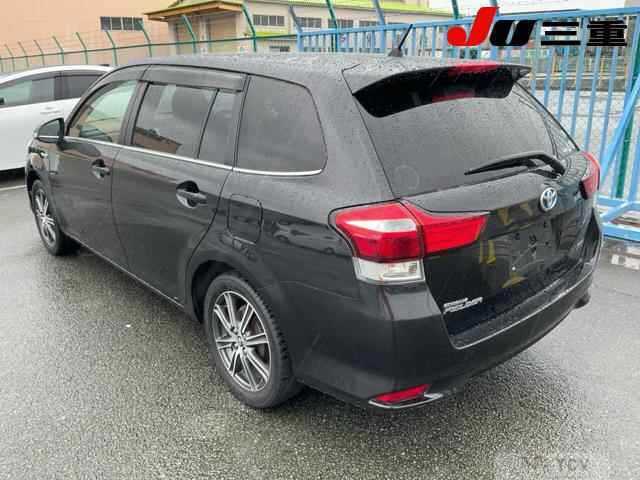 2015 Toyota Corolla Fielder