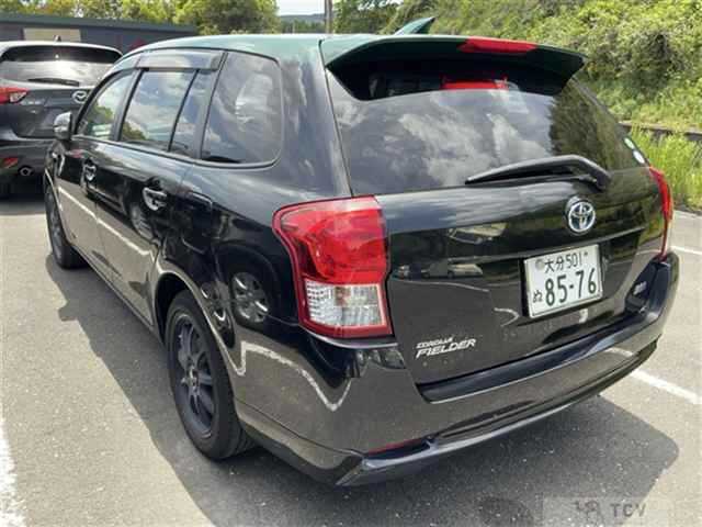 2013 Toyota Corolla Fielder