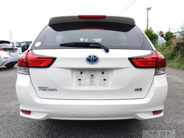 2018 Toyota Corolla Fielder