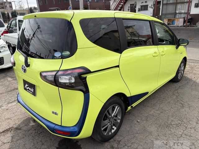 2015 Toyota Sienta