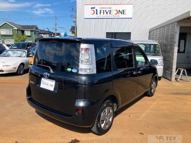 2014 Toyota Sienta