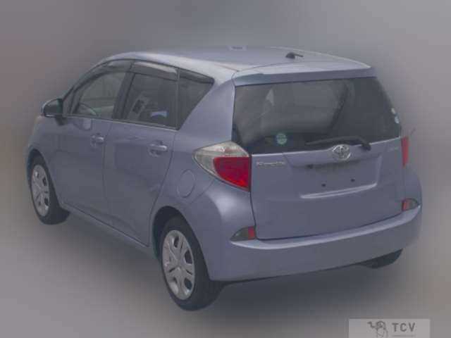 2013 Toyota Ractis