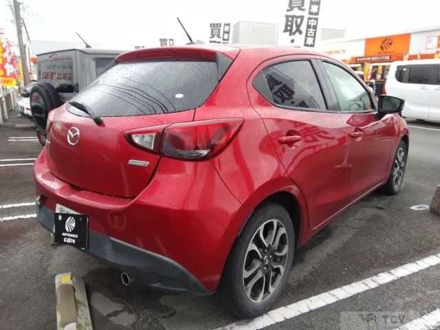 2015 Mazda Demio