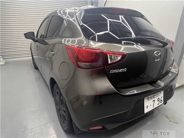 2014 Mazda Demio