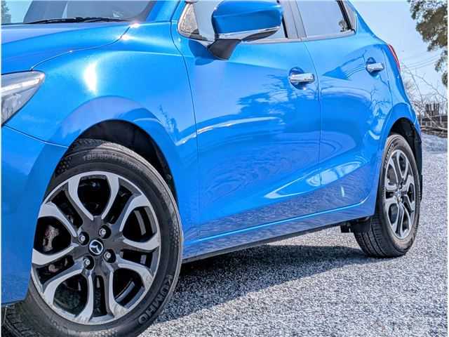 2015 Mazda Demio