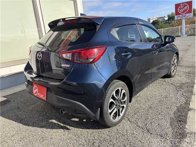 2015 Mazda Demio