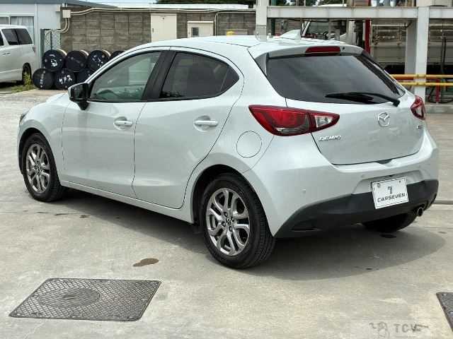 2018 Mazda Demio