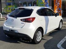2016 Mazda Demio